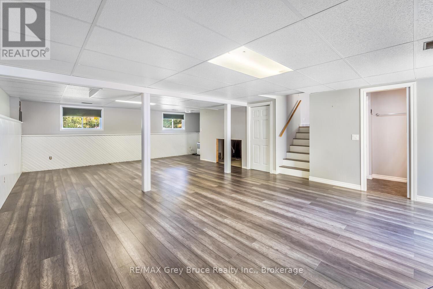 699 20th Street W, Owen Sound, Ontario  N4K 4E1 - Photo 24 - X12533340