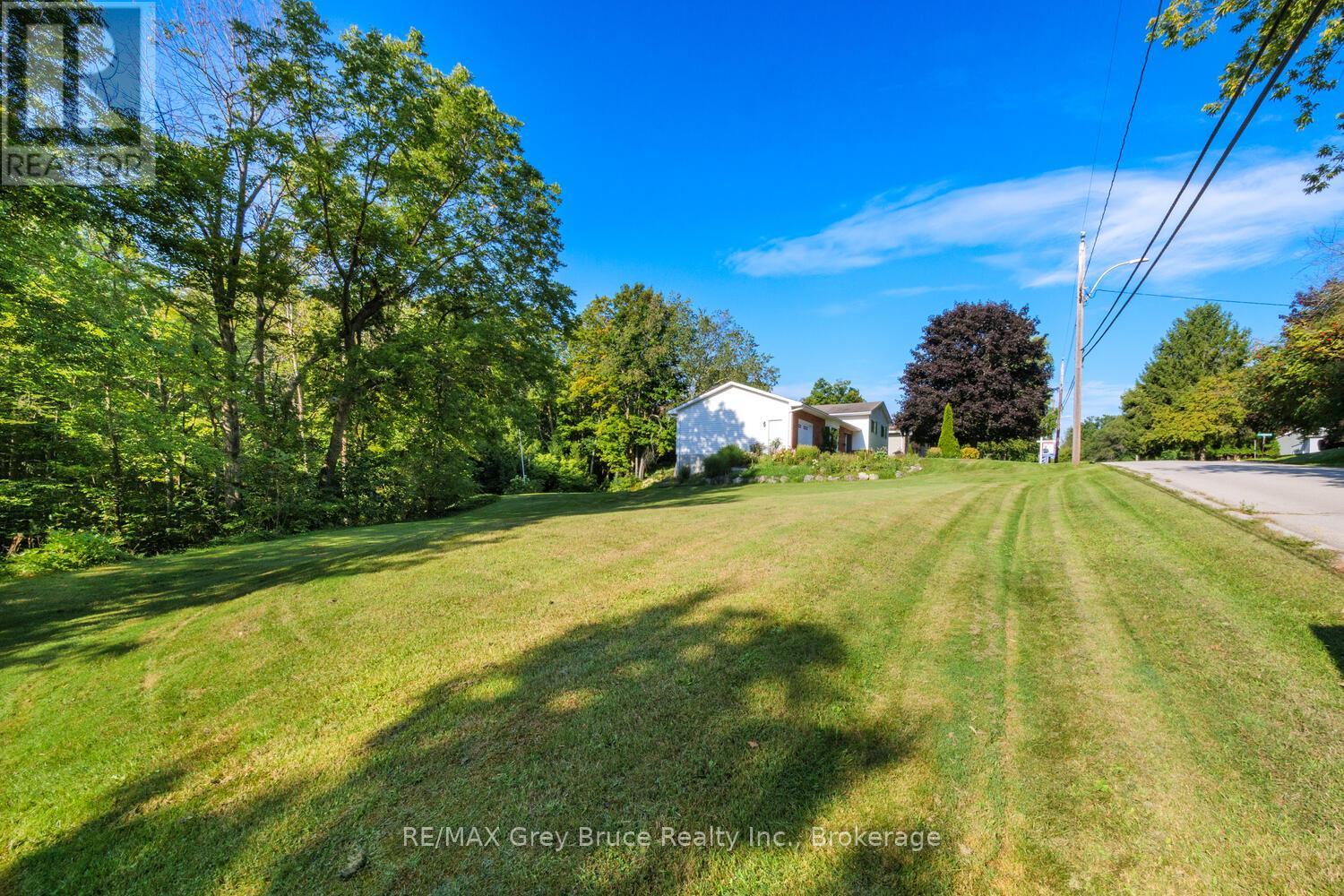 699 20th Street W, Owen Sound, Ontario  N4K 4E1 - Photo 28 - X12533340