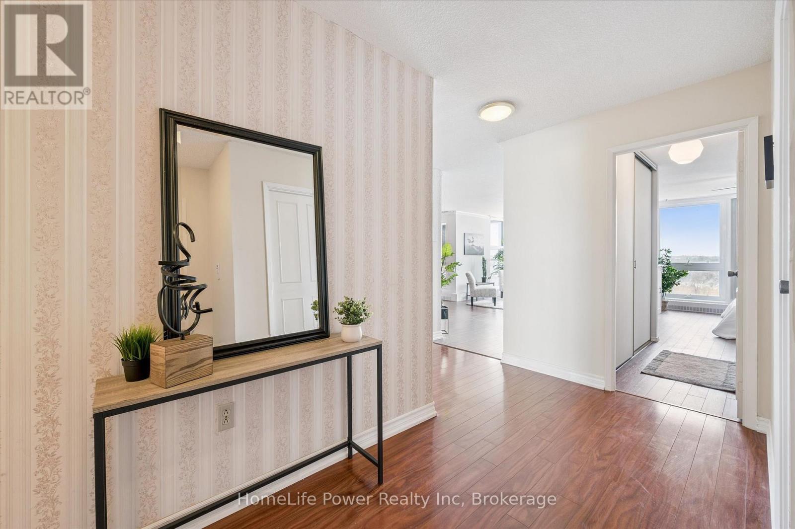 711 - 19 Woodlawn Road E, Guelph, Ontario  N1H 7B1 - Photo 4 - X12533388