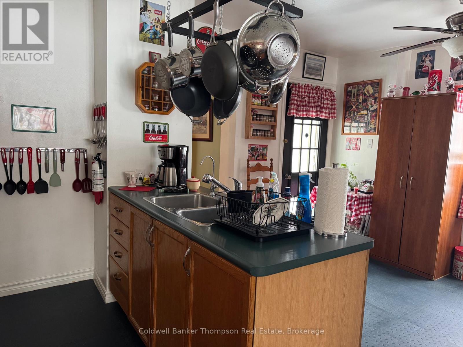 143 Huston Street, Burk's Falls, Ontario P0A 1C0 - Photo 11 - X12533394