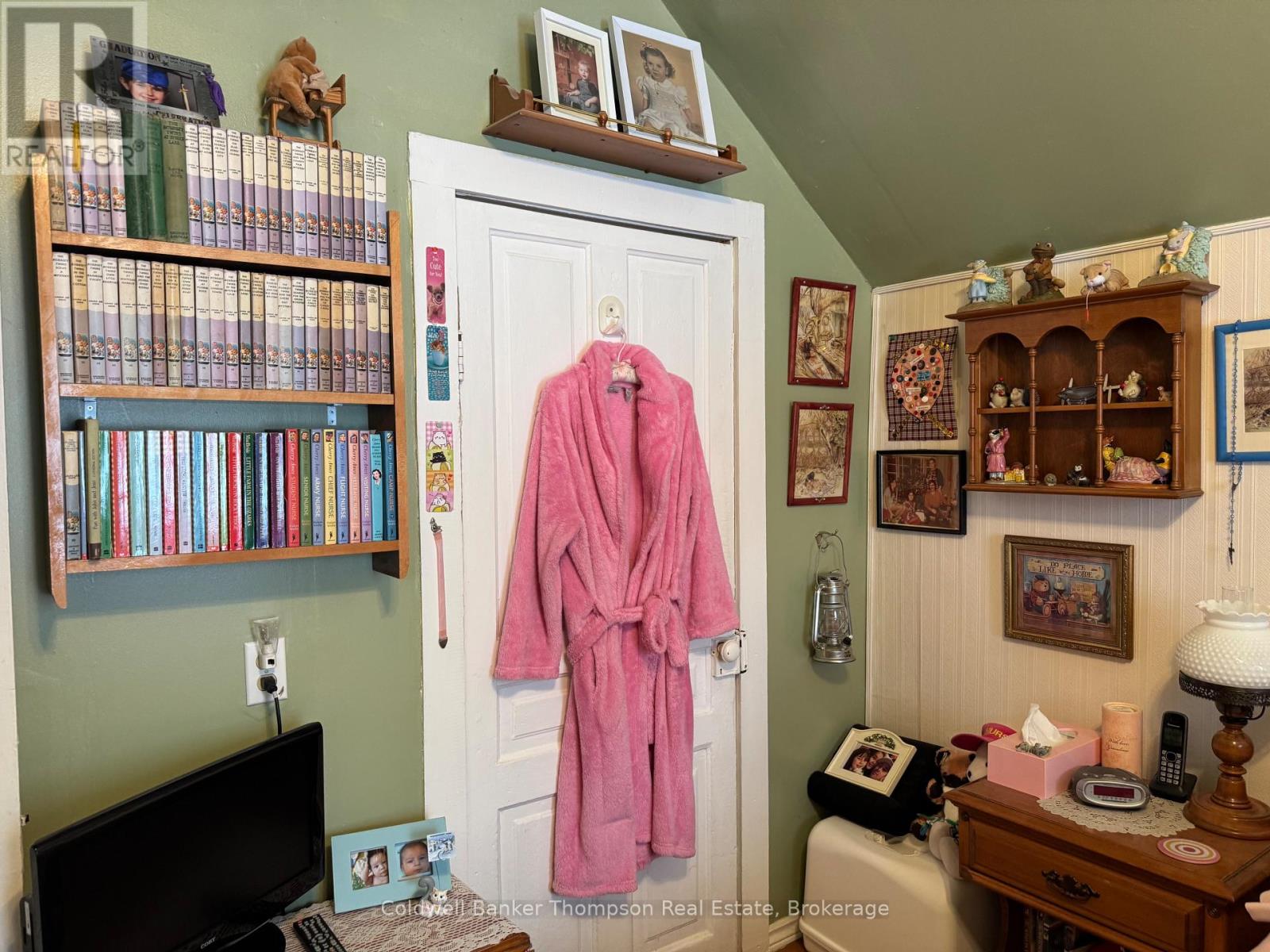 143 Huston Street, Burk's Falls, Ontario P0A 1C0 - Photo 20 - X12533394