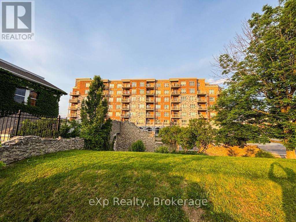 409 - 155 Water Street S, Cambridge, Ontario  N1R 3E3 - Photo 5 - X12533494