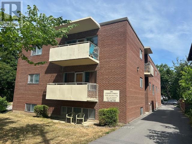 200 London Street, Peterborough, Ontario  K9H 2Y9 - Photo 1 - X12533464