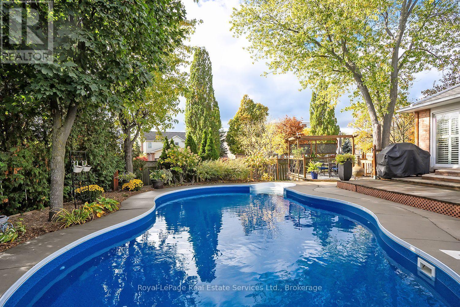 1544 Greenbriar Drive, Oakville, Ontario  L6M 1Y5 - Photo 42 - W12533520