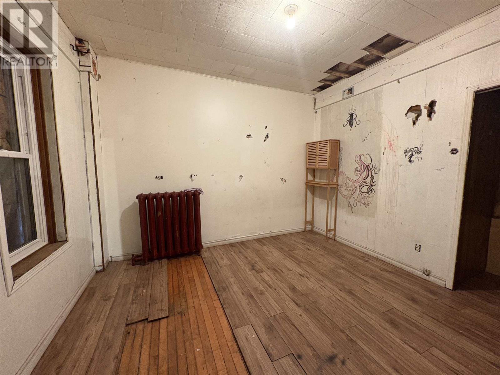 155 Pim St, Sault Ste. Marie, Ontario  P6A 3G9 - Photo 7 - SM253241