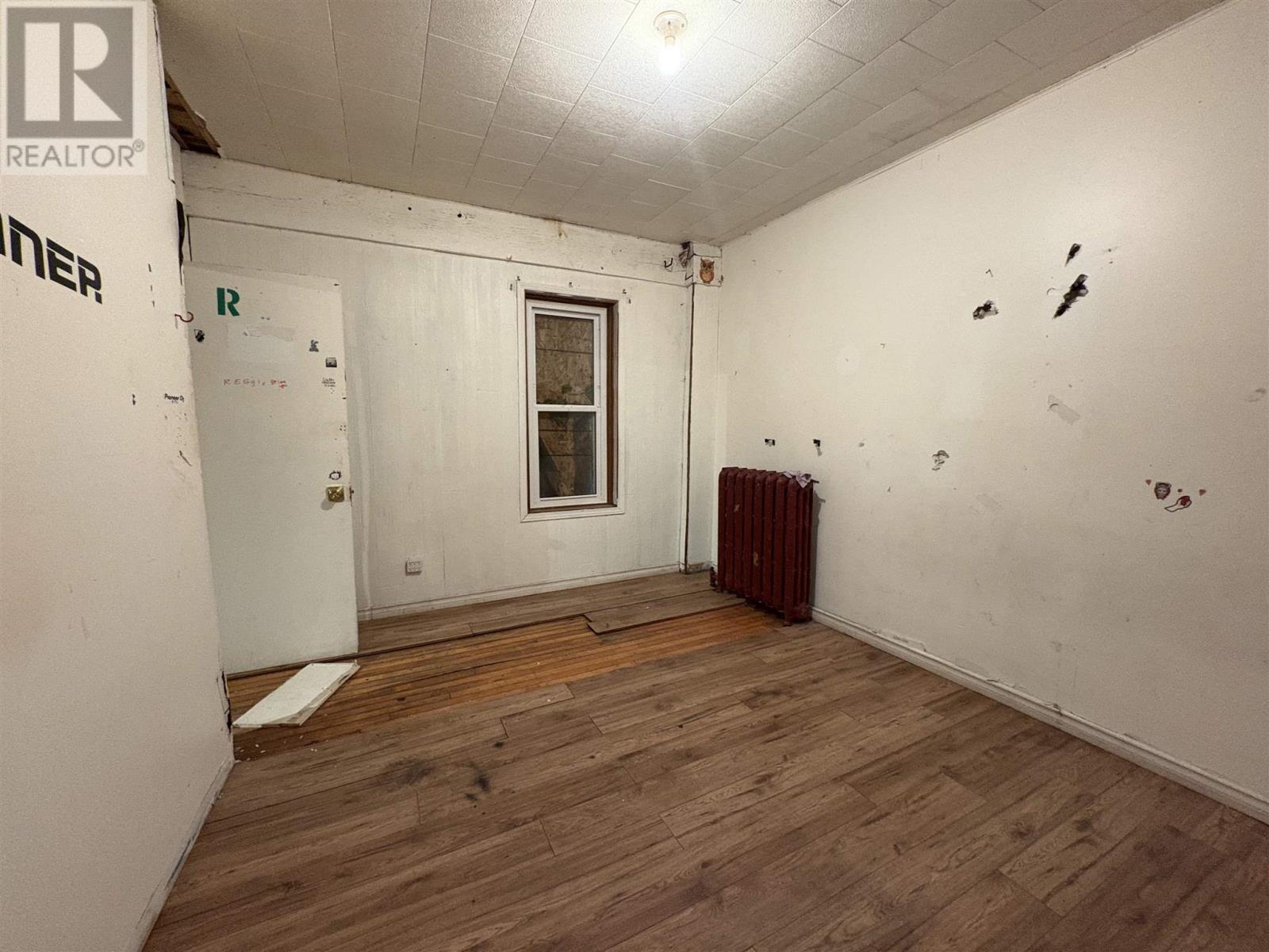 155 Pim St, Sault Ste. Marie, Ontario  P6A 3G9 - Photo 8 - SM253241