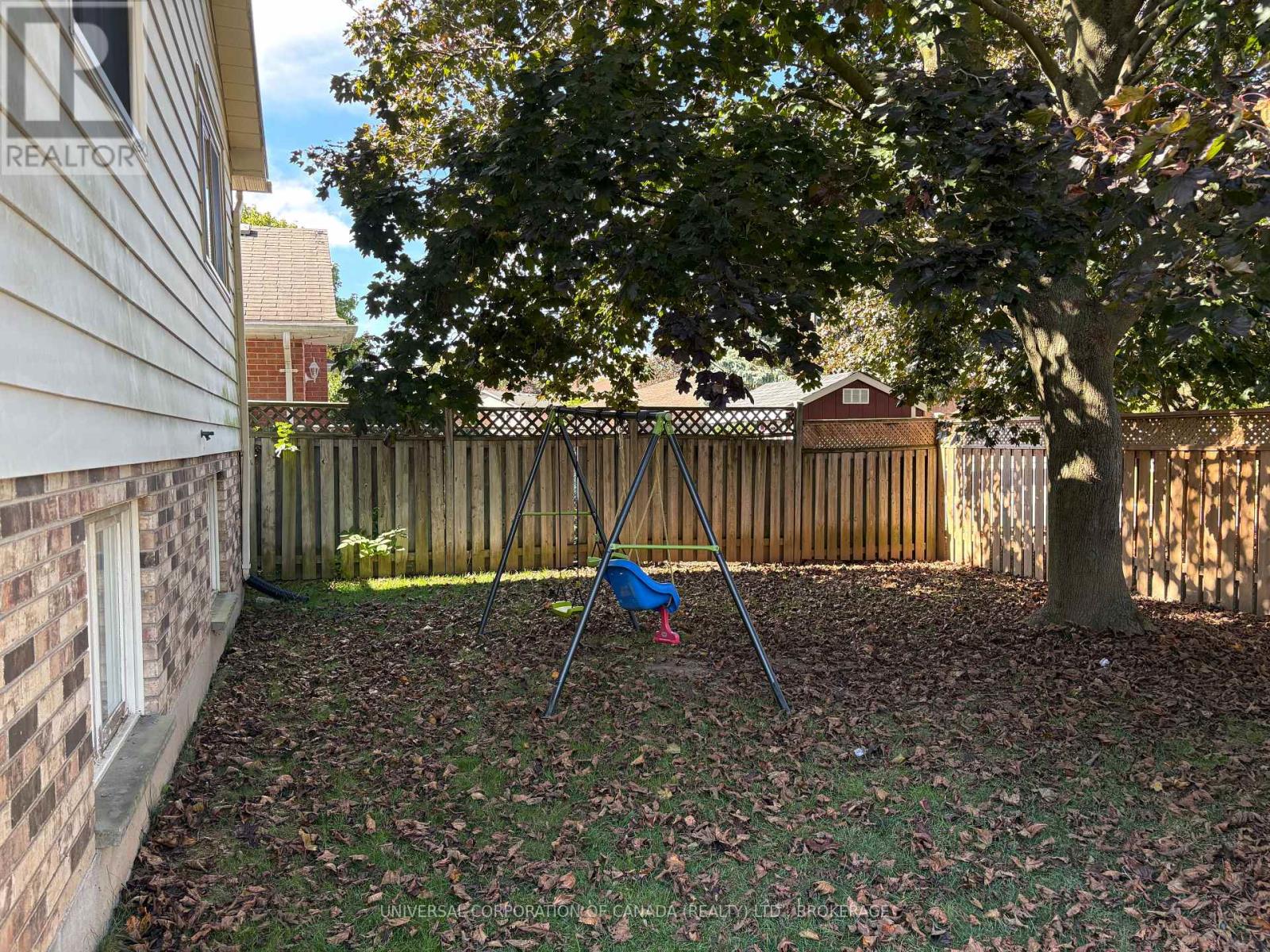 15 Treadwell Street E, Aylmer, Ontario  N5H 3B5 - Photo 32 - X12459293