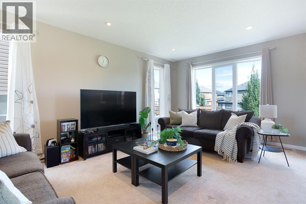 139 Windwood Grove Sw, Airdrie, Alberta  T4B 3S8 - Photo 9 - A2248292