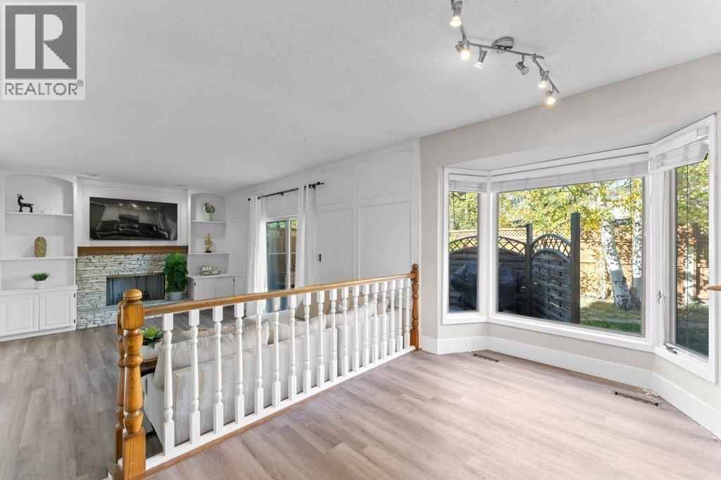 47 Woodmont Way Sw, Calgary, Alberta  T2W 4L7 - Photo 13 - A2260483