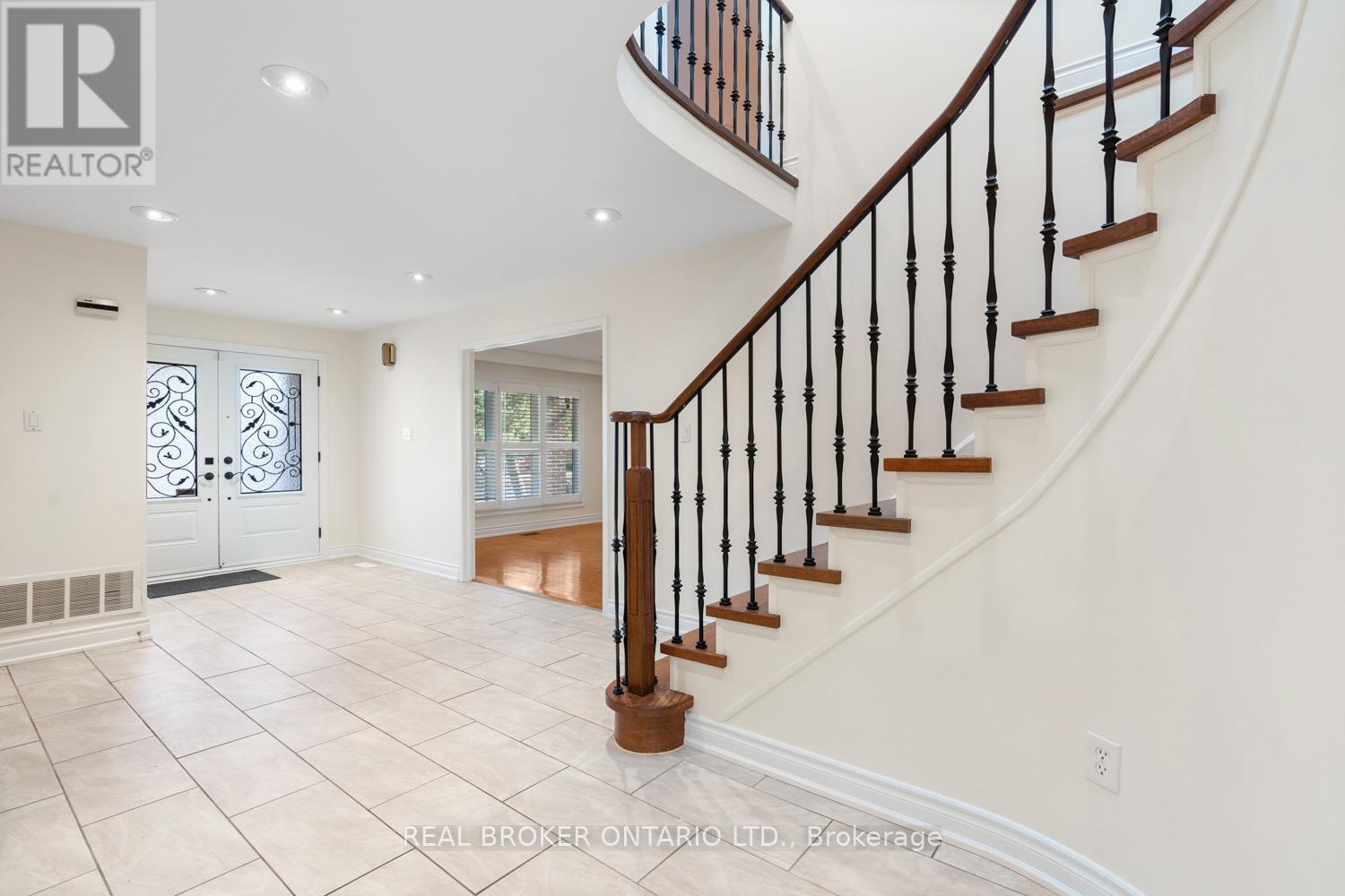 162 Banbury Road, Toronto, Ontario  M3B 2L8 - Photo 12 - C12533326