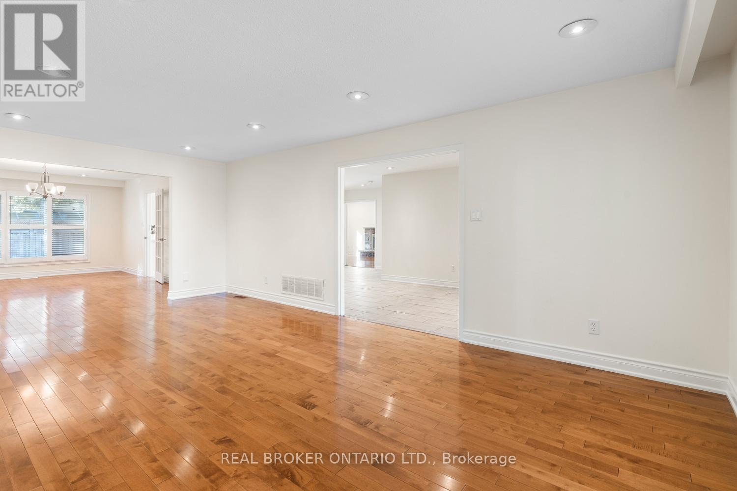 162 Banbury Road, Toronto, Ontario  M3B 2L8 - Photo 13 - C12533326