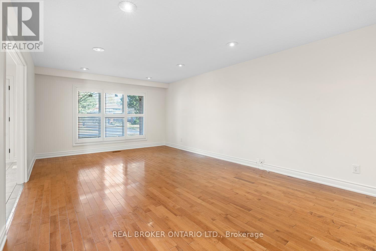 162 Banbury Road, Toronto, Ontario  M3B 2L8 - Photo 15 - C12533326