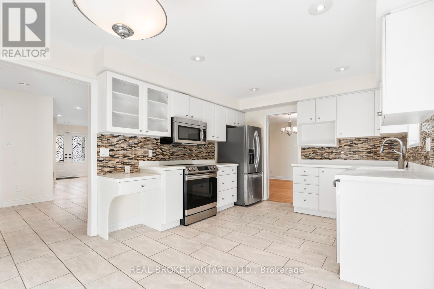 162 Banbury Road, Toronto, Ontario  M3B 2L8 - Photo 17 - C12533326