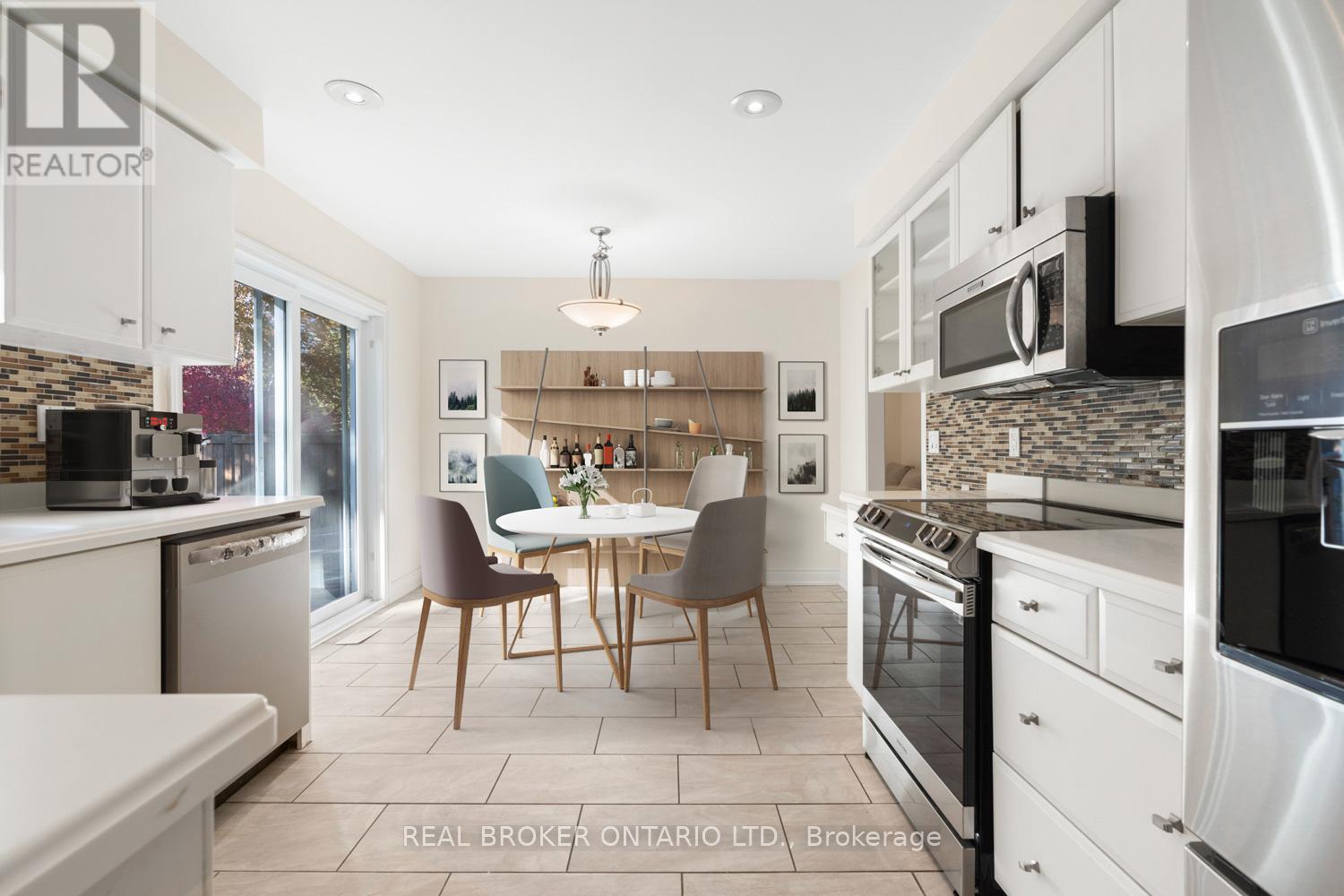 162 Banbury Road, Toronto, Ontario  M3B 2L8 - Photo 6 - C12533326