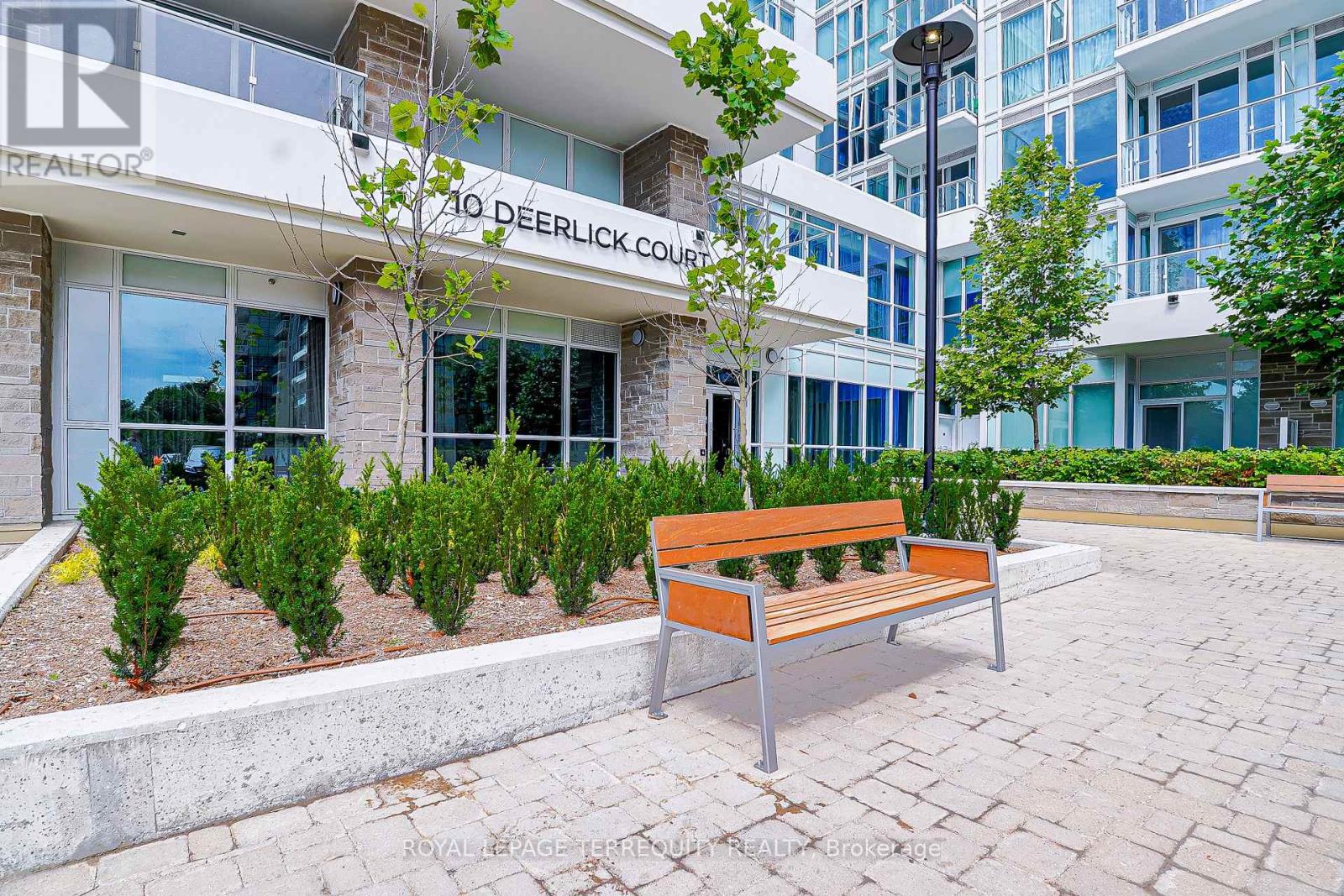 906 - 10 Deerlick Court, Toronto, Ontario  M3A 0A7 - Photo 4 - C12533386