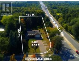 10 SILVERDALE CRESCENT, Toronto, Ontario