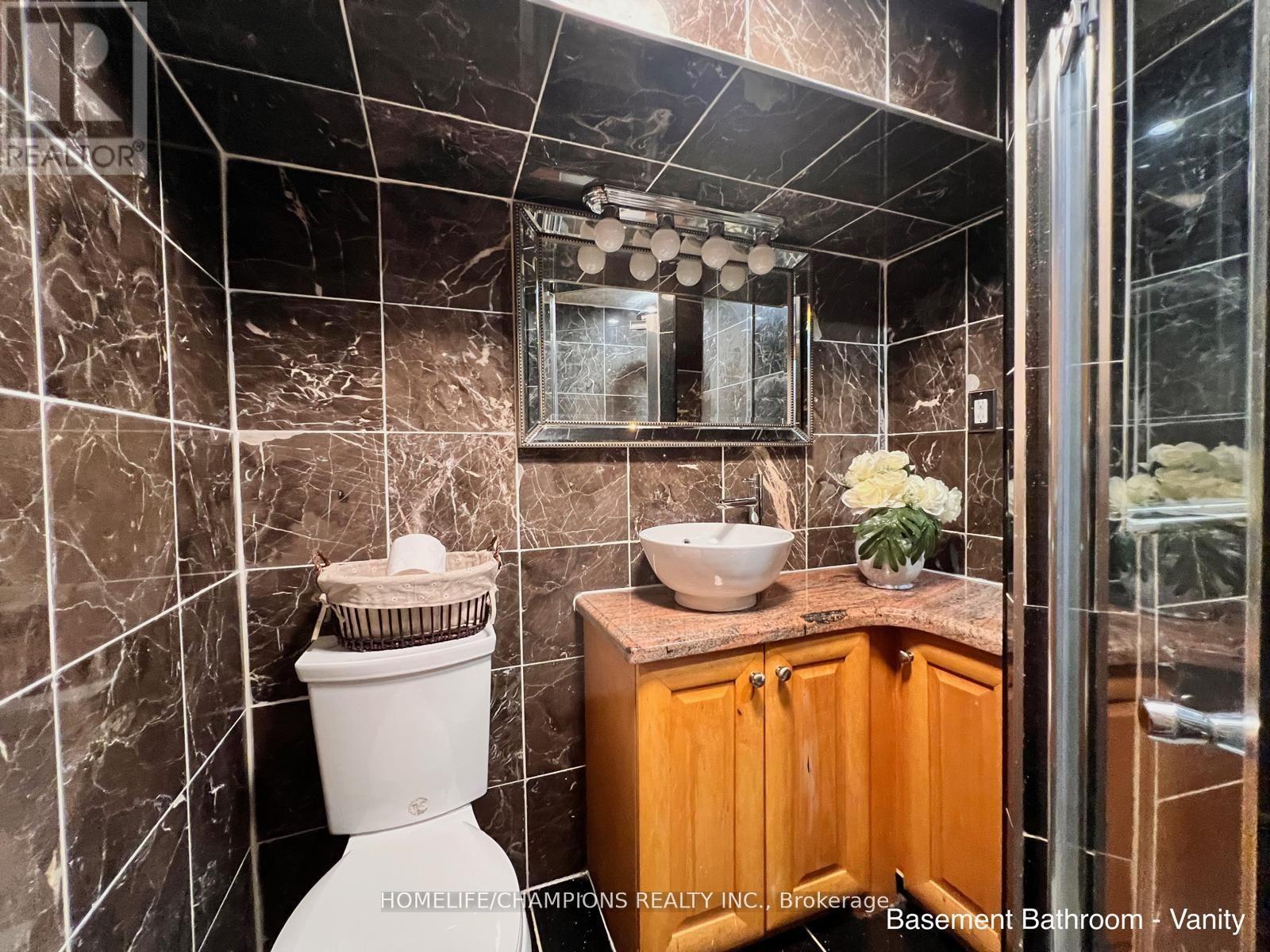 291 St Clair Avenue E, Toronto, Ontario  M4T 1P3 - Photo 12 - C12533480