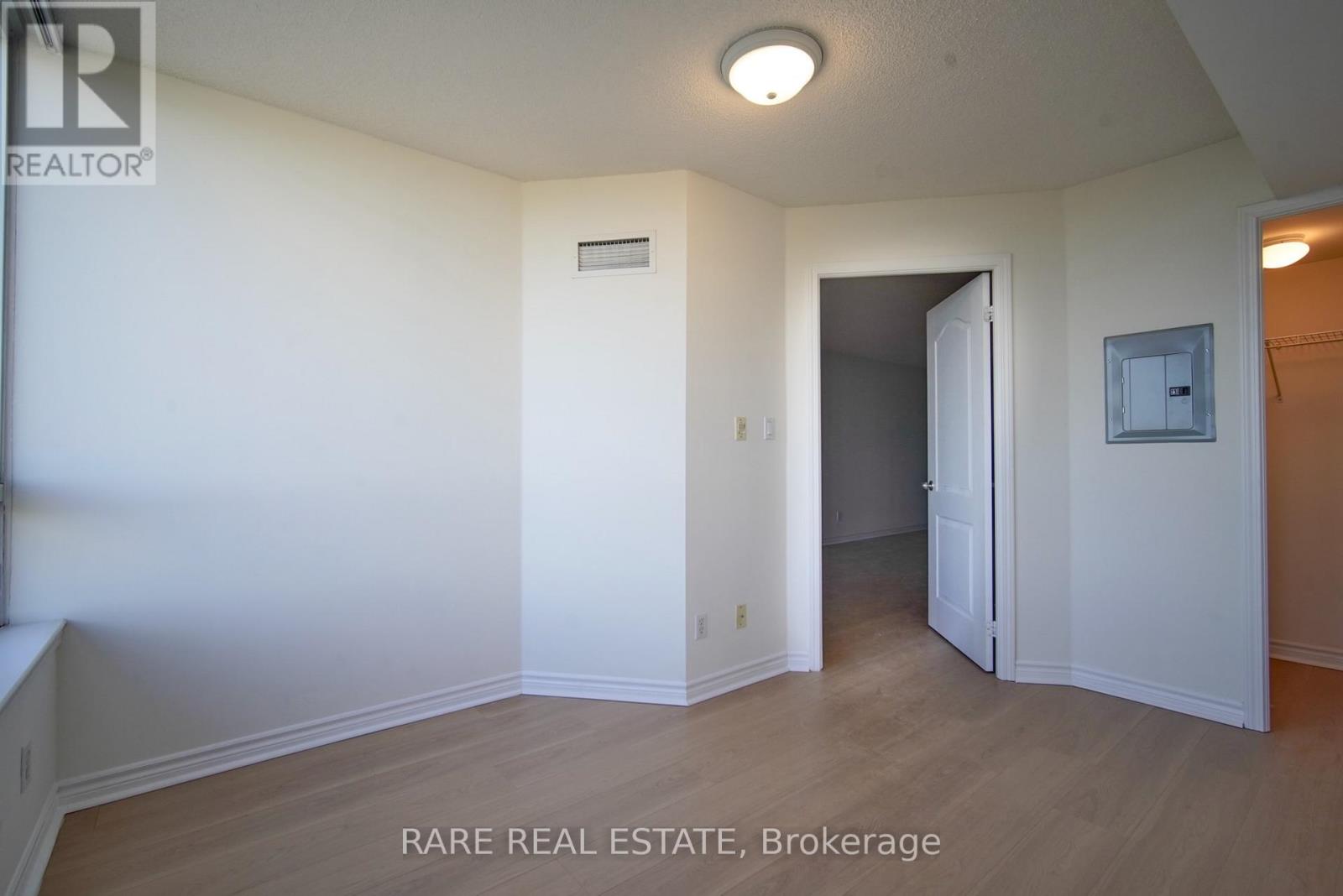 1306 - 3 Rean Drive, Toronto, Ontario  M2K 3C2 - Photo 7 - C12533500