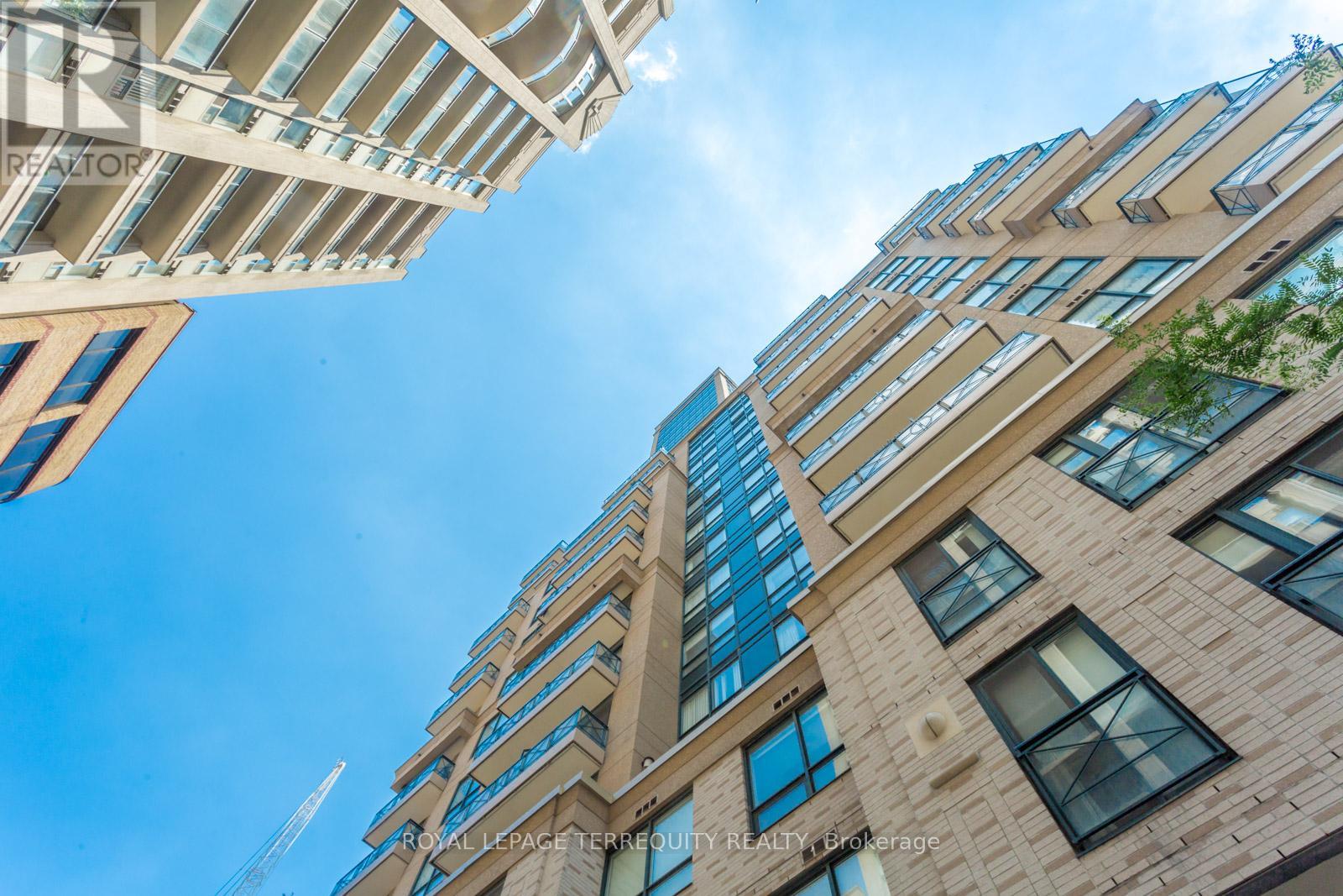 502 - 35 Hayden Street, Toronto, Ontario  M4Y 3C3 - Photo 1 - C12533502