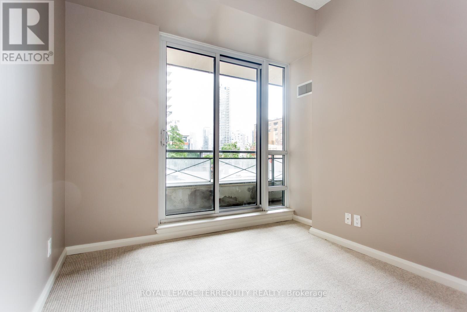 502 - 35 Hayden Street, Toronto, Ontario  M4Y 3C3 - Photo 15 - C12533502