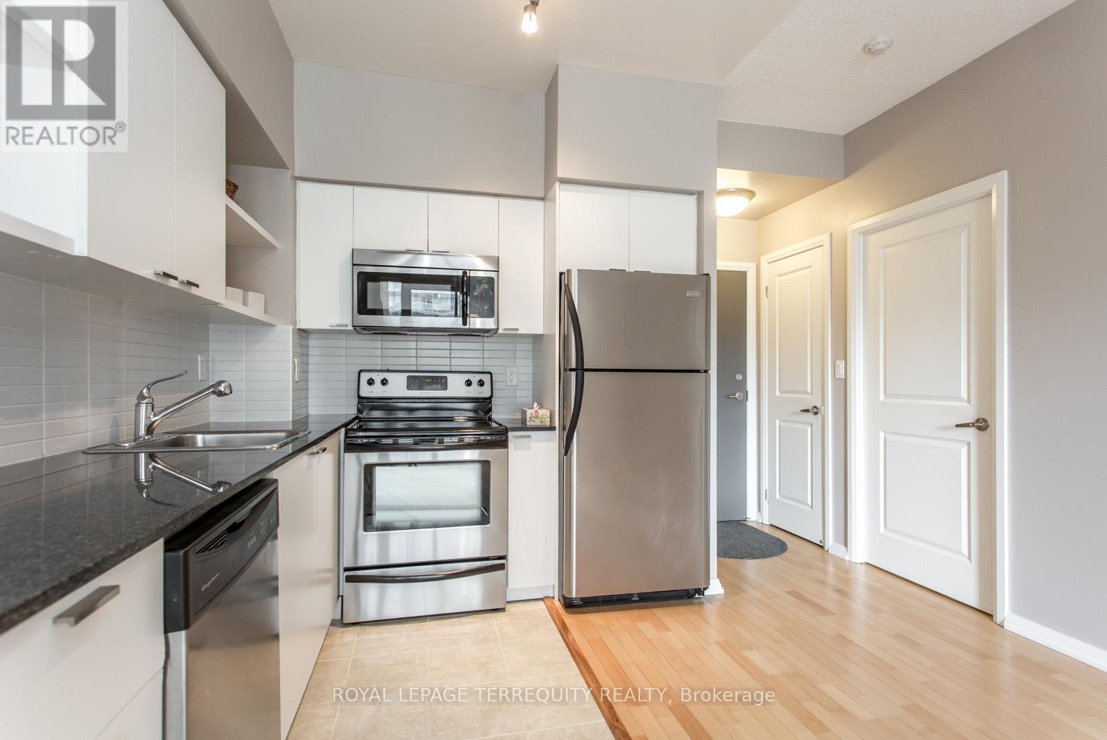 502 - 35 Hayden Street, Toronto, Ontario  M4Y 3C3 - Photo 7 - C12533502