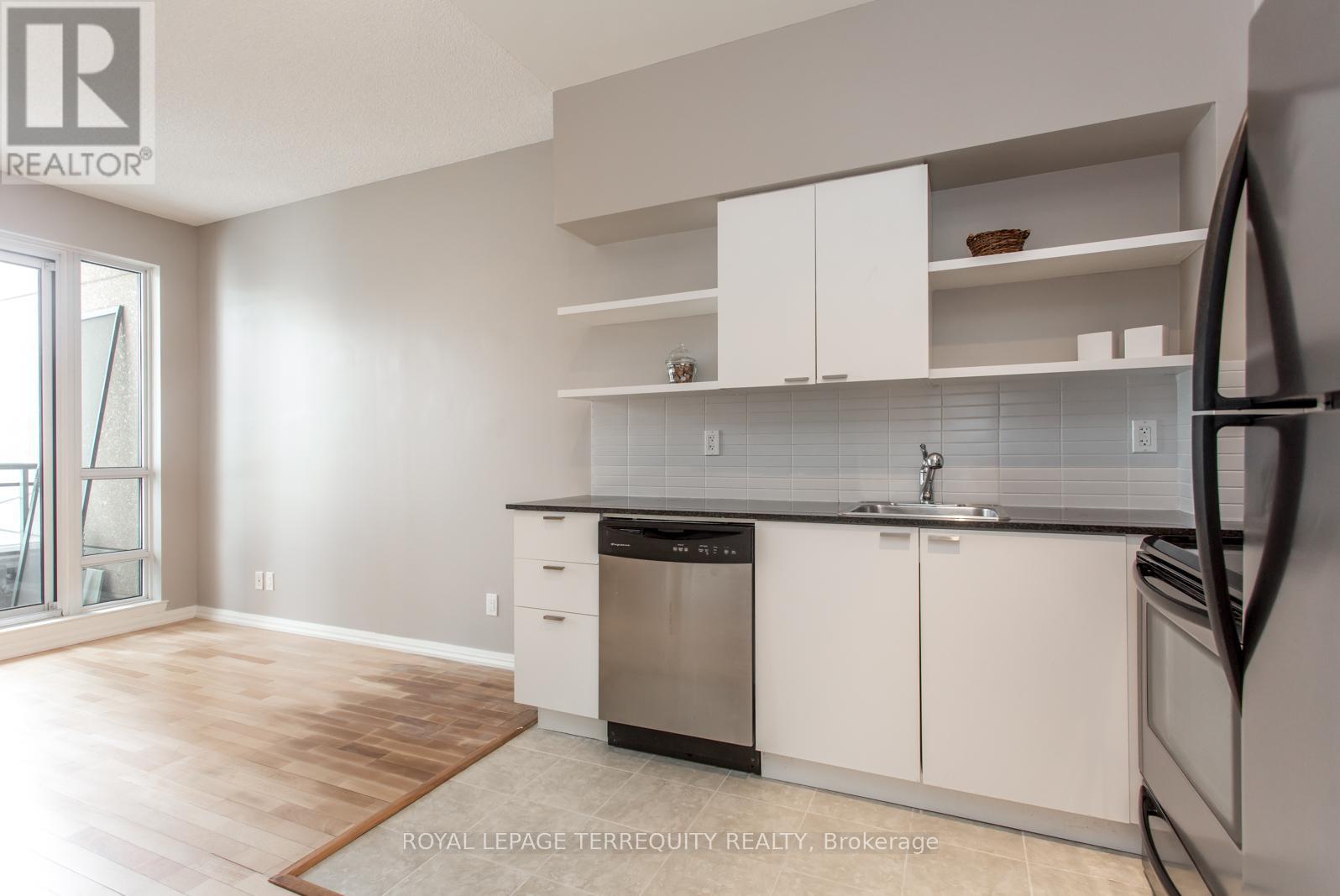 502 - 35 Hayden Street, Toronto, Ontario  M4Y 3C3 - Photo 9 - C12533502