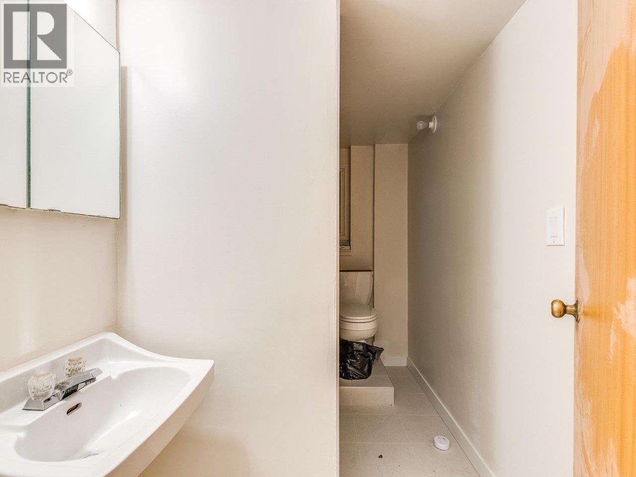 840 Rochester Avenue, Coquitlam, British Columbia  V3K 2W2 - Photo 33 - R3066079