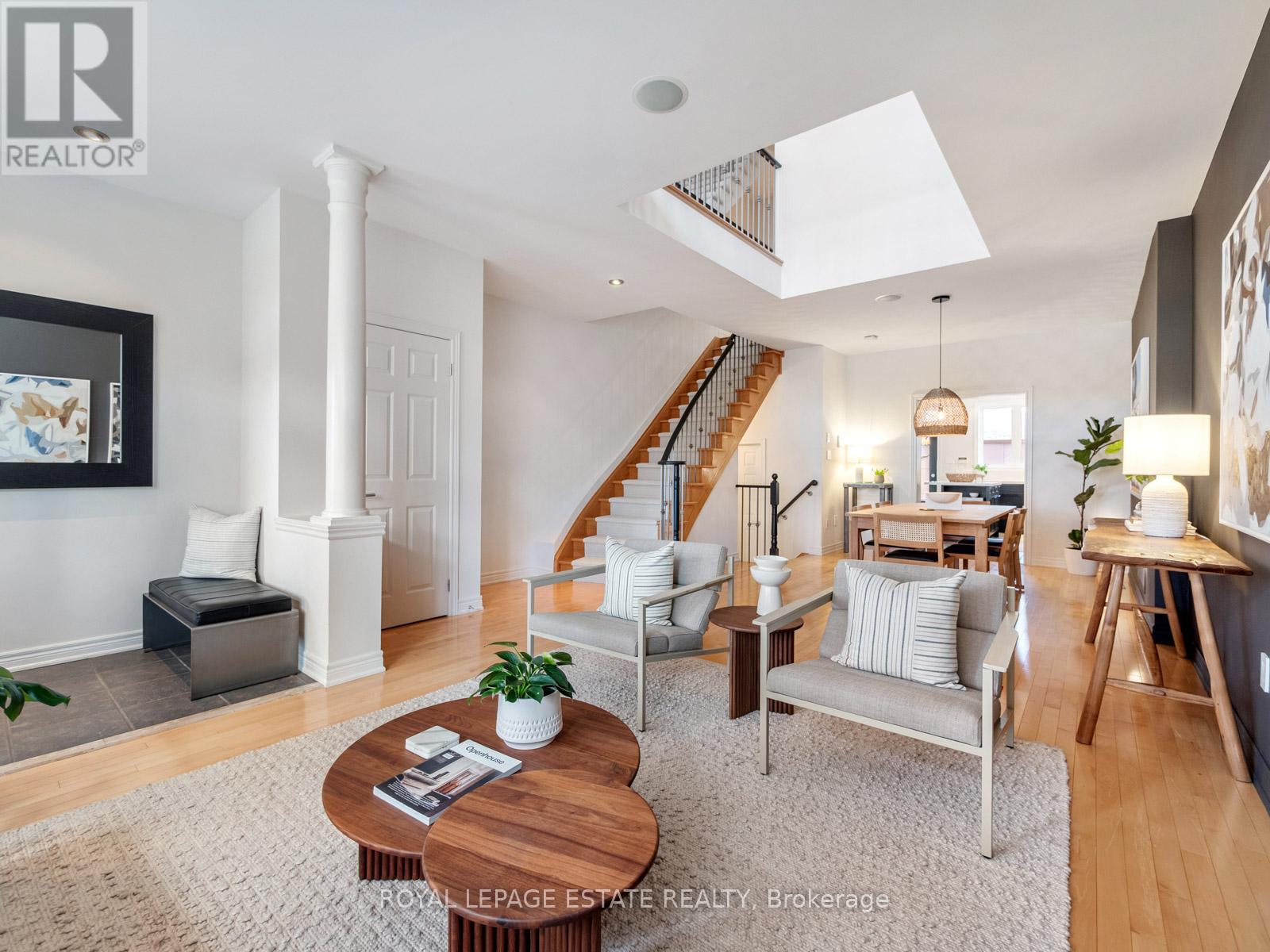 53 Northern Dancer Boulevard, Toronto, Ontario  M4L 3Z8 - Photo 10 - E12533466