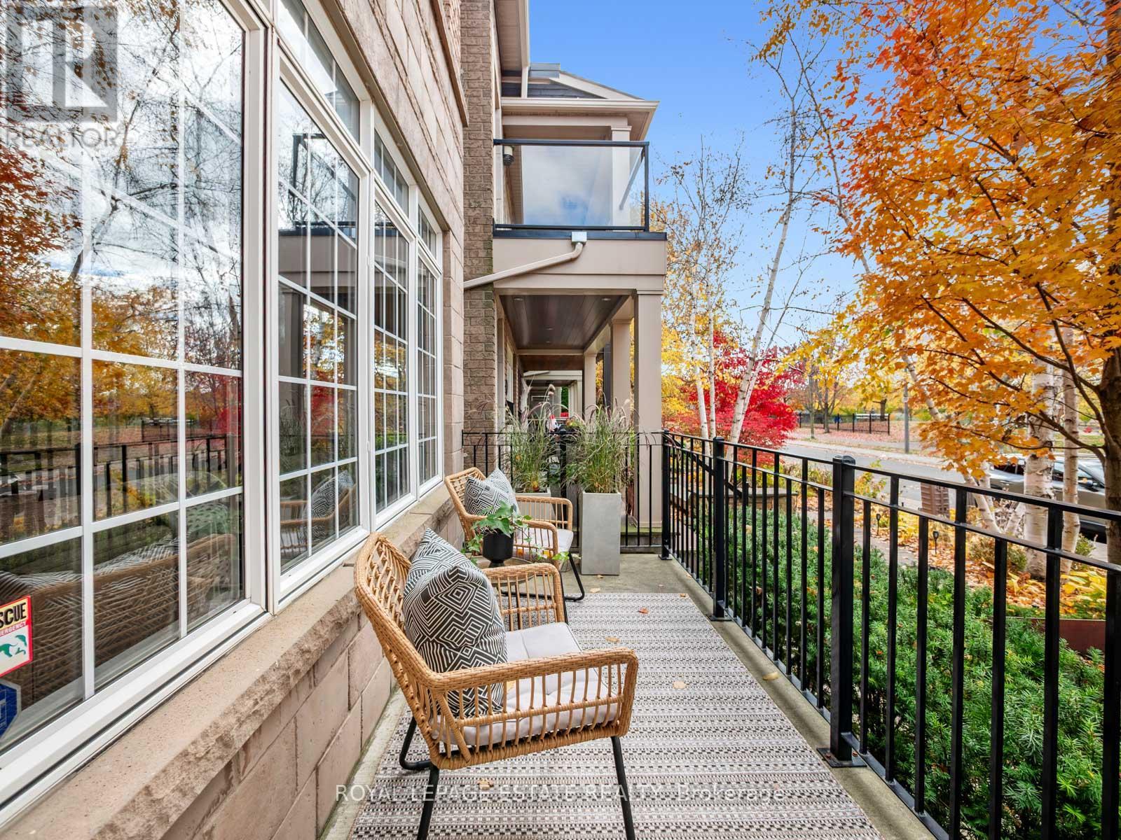 53 Northern Dancer Boulevard, Toronto, Ontario  M4L 3Z8 - Photo 2 - E12533466