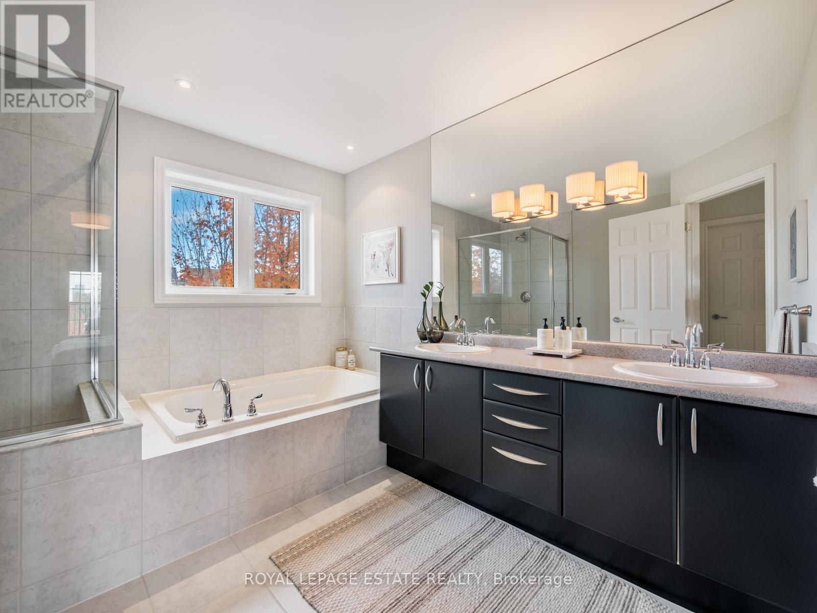 53 Northern Dancer Boulevard, Toronto, Ontario  M4L 3Z8 - Photo 29 - E12533466