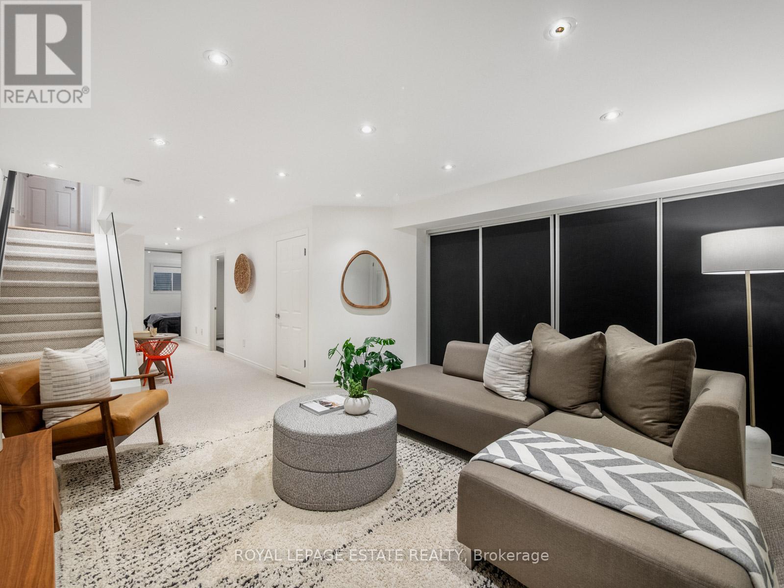 53 Northern Dancer Boulevard, Toronto, Ontario  M4L 3Z8 - Photo 37 - E12533466