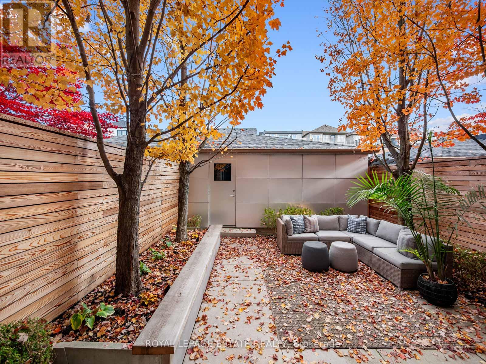 53 Northern Dancer Boulevard, Toronto, Ontario  M4L 3Z8 - Photo 39 - E12533466