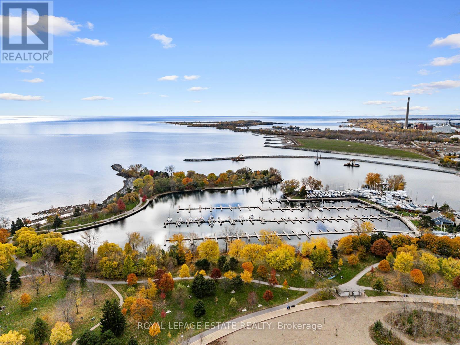 53 Northern Dancer Boulevard, Toronto, Ontario  M4L 3Z8 - Photo 49 - E12533466