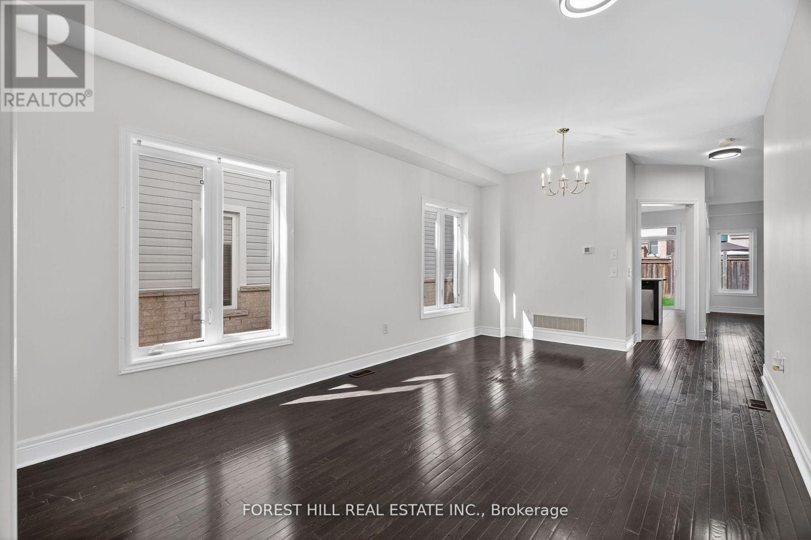 14 Dewell Crescent, Clarington, Ontario  L1E 0B7 - Photo 4 - E12533506