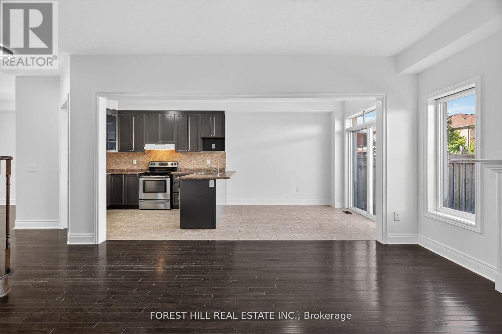 14 Dewell Crescent, Clarington, Ontario  L1E 0B7 - Photo 9 - E12533506