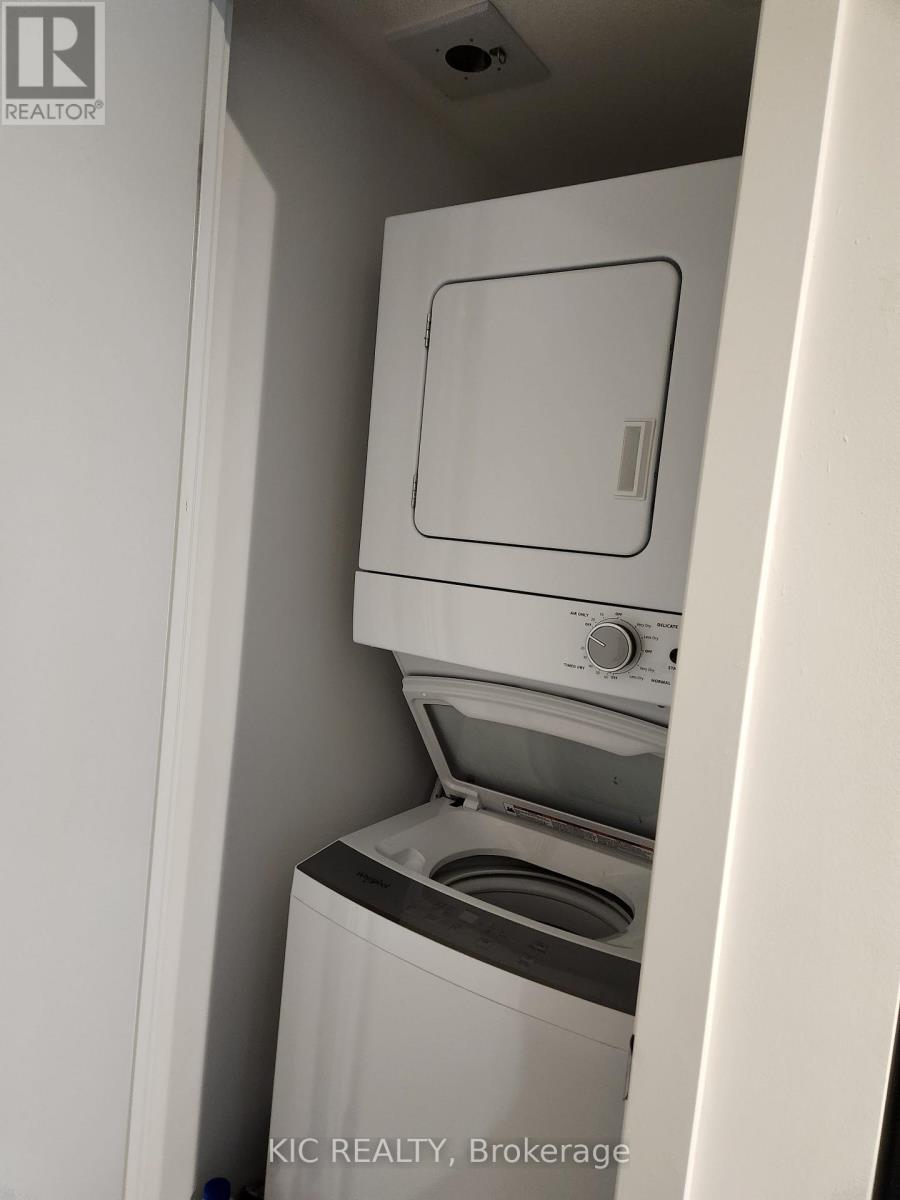 226 - 1401 O'connor Drive, Toronto, Ontario  M4B 2V5 - Photo 12 - E12533524