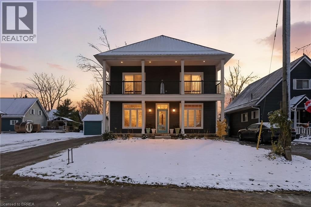 8 ARNOLD Street, Turkey Point, Ontario