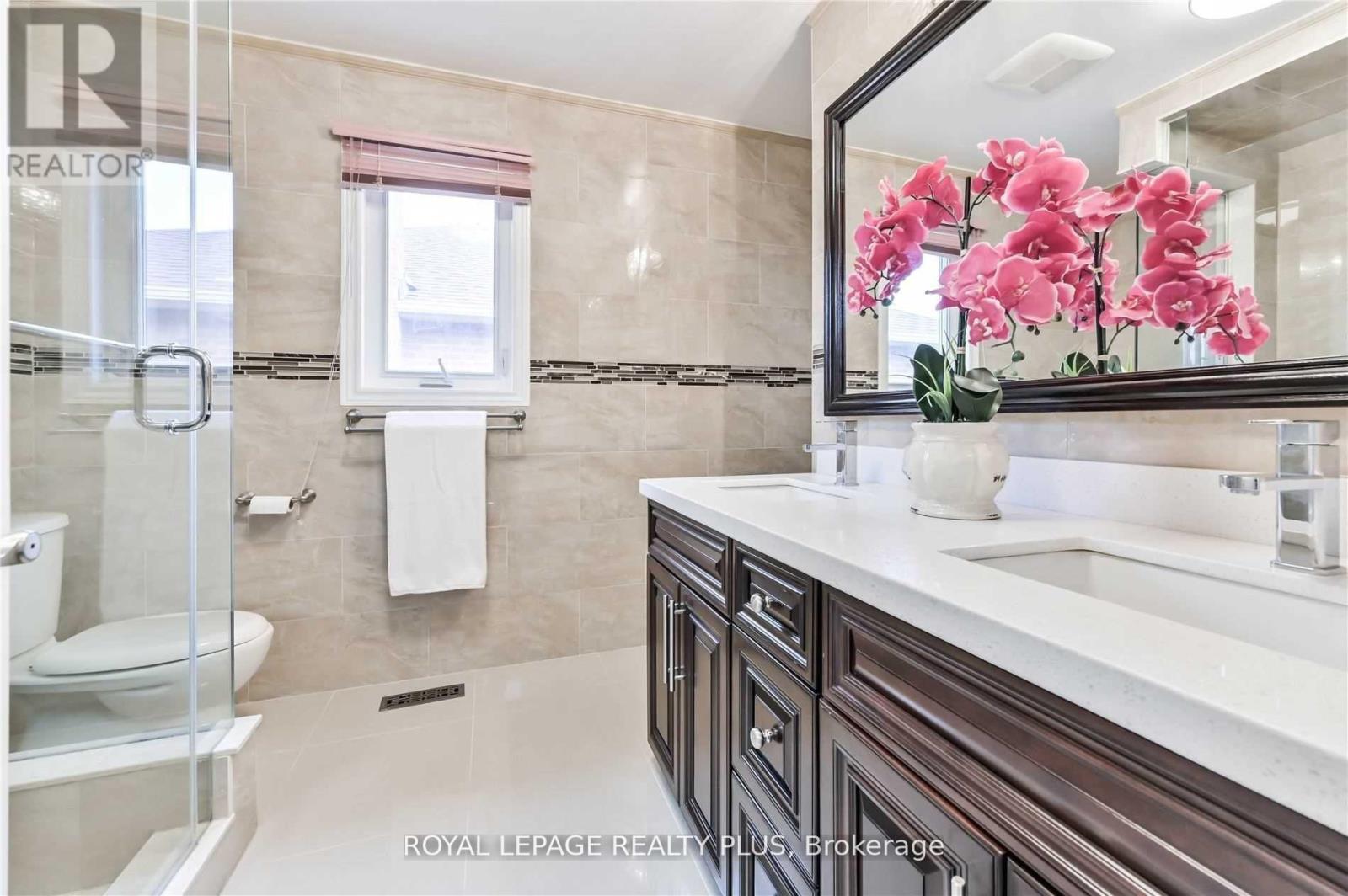 Main - 101 Valleymede Drive, Richmond Hill, Ontario  L4B 1T6 - Photo 12 - N12533352