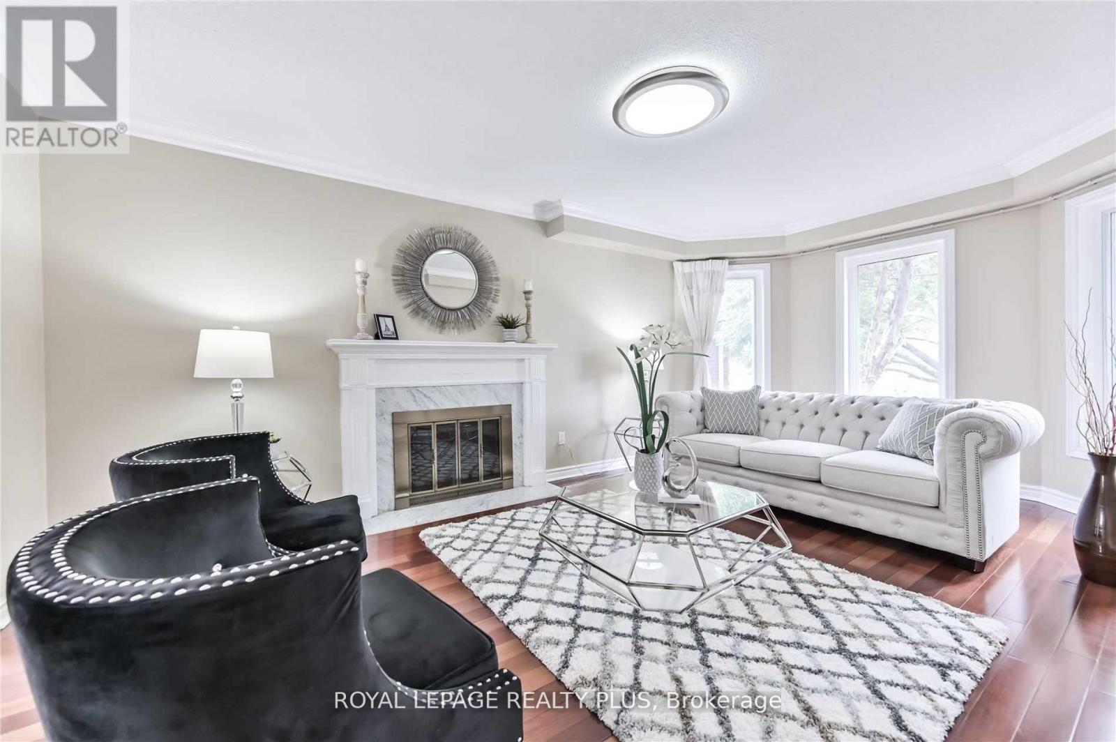 Main - 101 Valleymede Drive, Richmond Hill, Ontario  L4B 1T6 - Photo 5 - N12533352