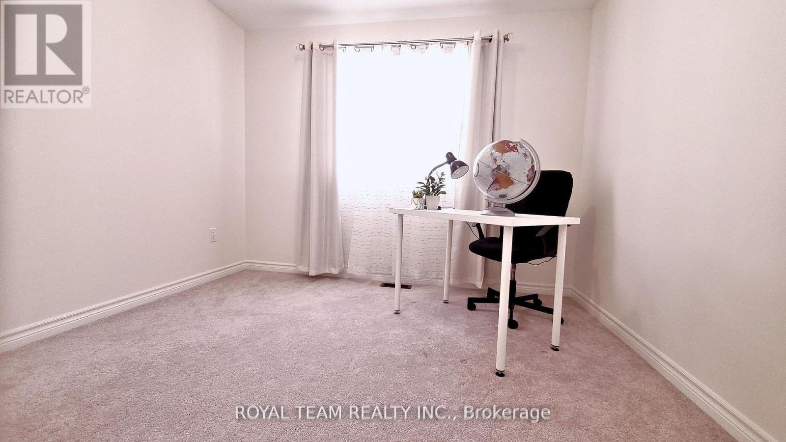 251 Danny Wheeler Boulevard, Georgina, Ontario  L4P 0J9 - Photo 32 - N12533370