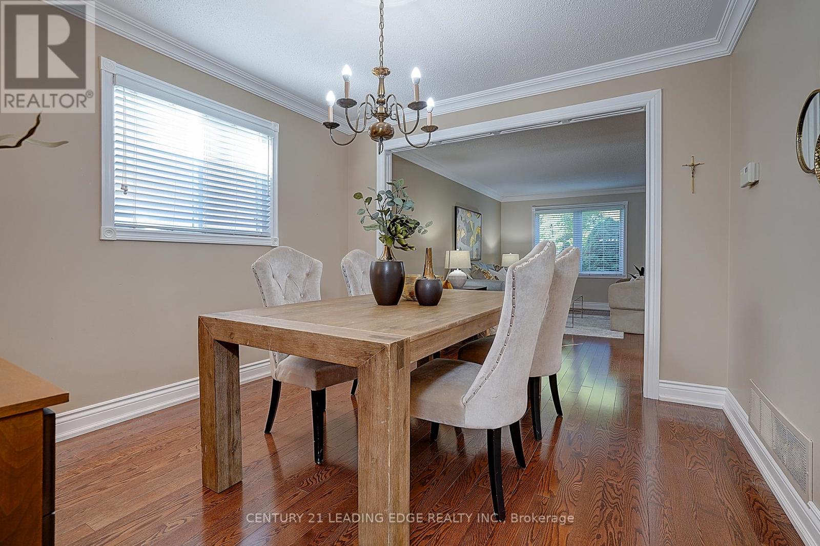 27 Sawyer Crescent, Markham, Ontario  L3P 5T8 - Photo 12 - N12533462