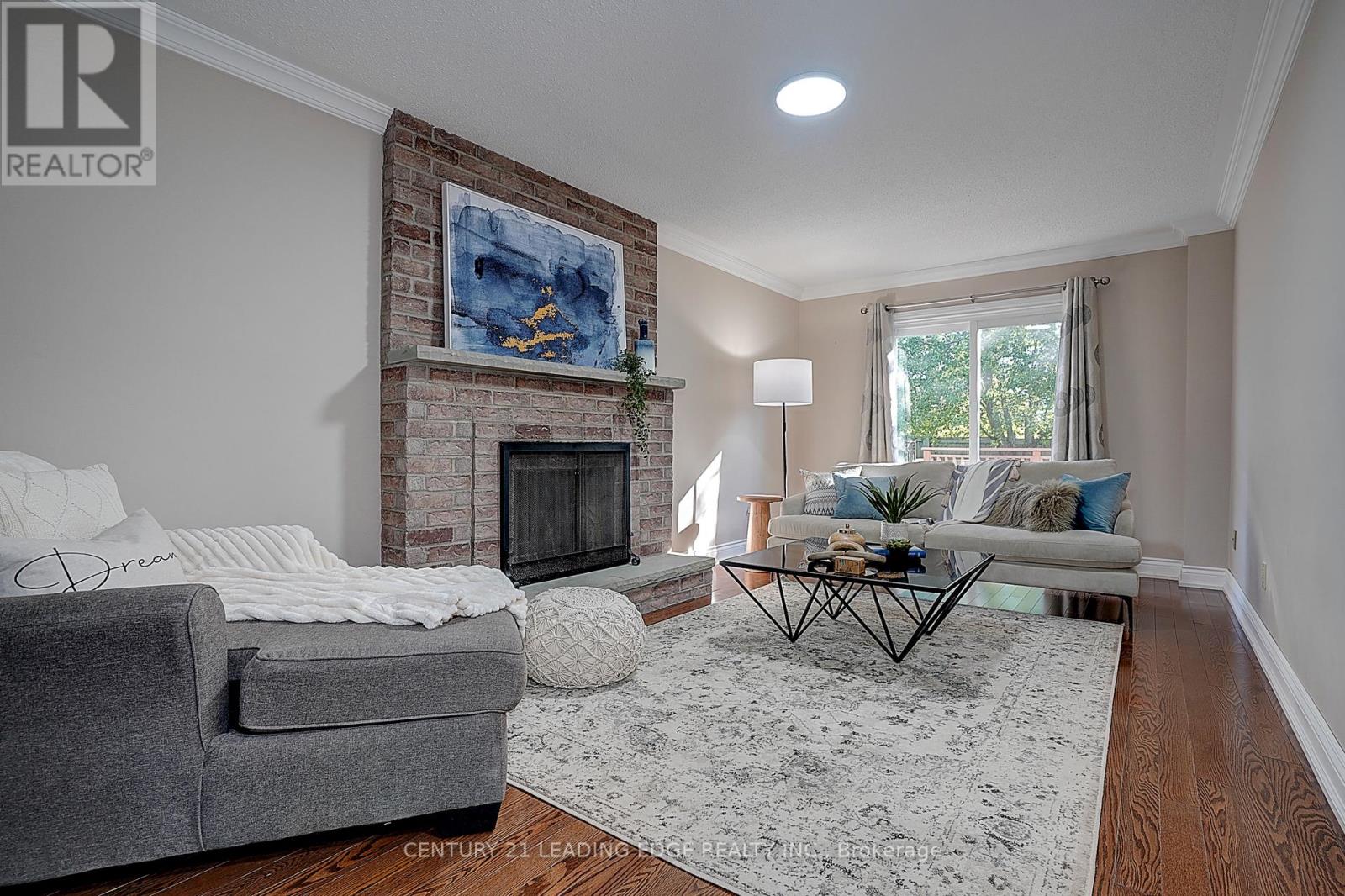 27 Sawyer Crescent, Markham, Ontario  L3P 5T8 - Photo 13 - N12533462