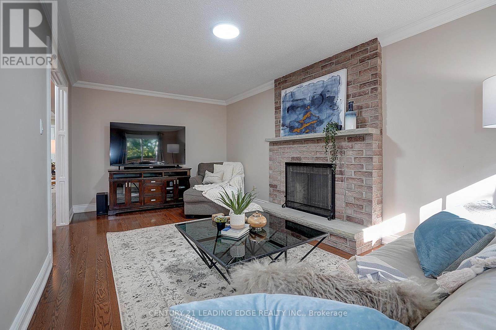 27 Sawyer Crescent, Markham, Ontario  L3P 5T8 - Photo 14 - N12533462