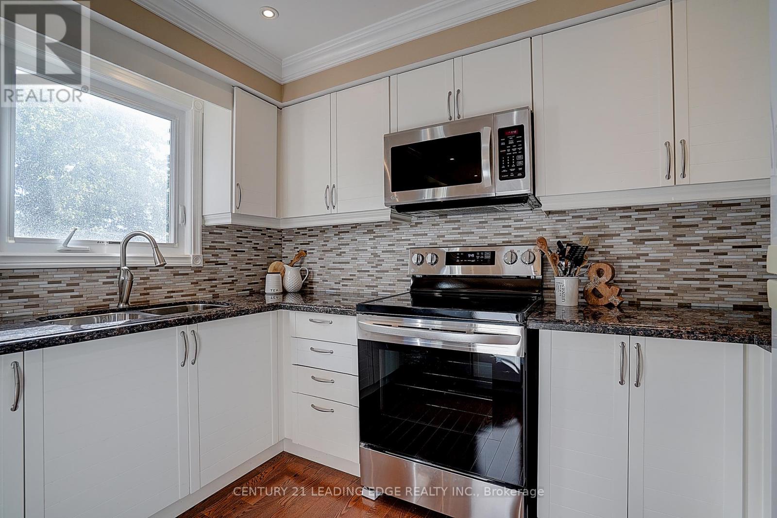 27 Sawyer Crescent, Markham, Ontario  L3P 5T8 - Photo 18 - N12533462