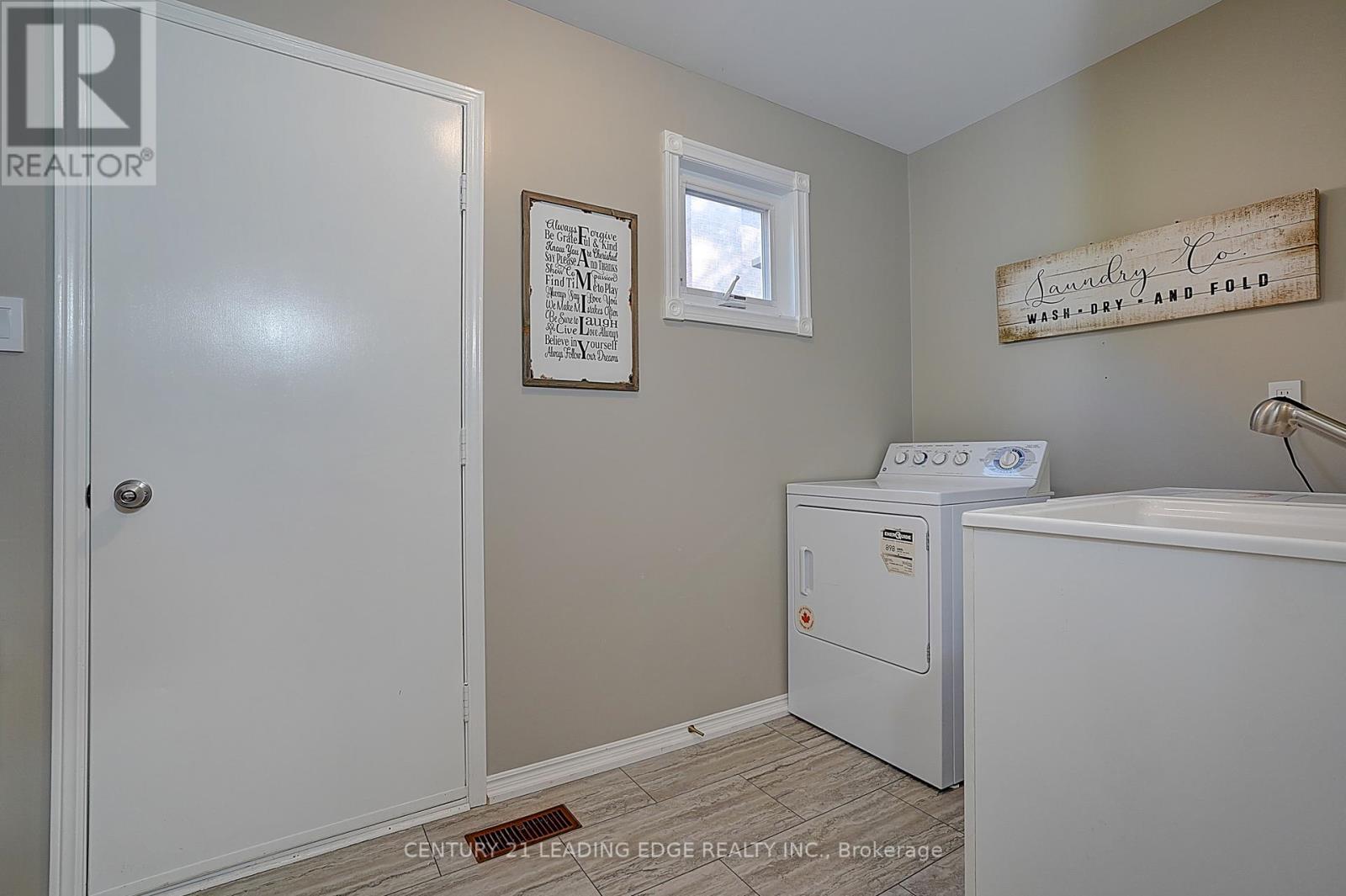 27 Sawyer Crescent, Markham, Ontario  L3P 5T8 - Photo 37 - N12533462