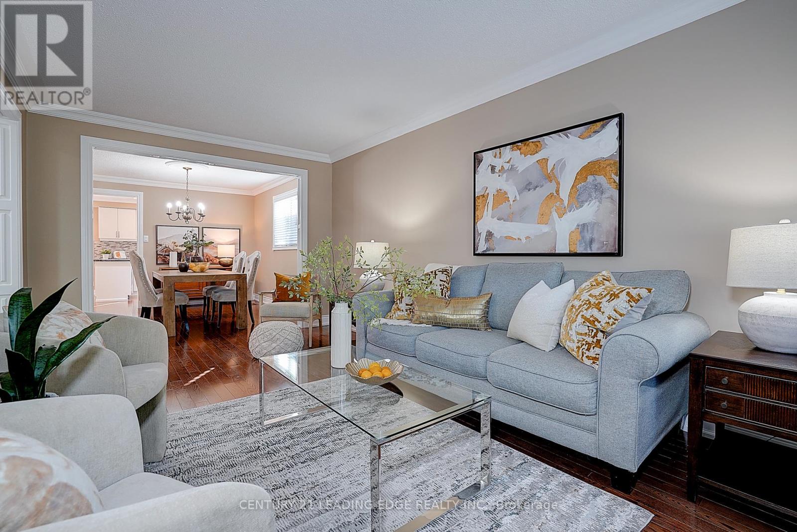 27 Sawyer Crescent, Markham, Ontario  L3P 5T8 - Photo 9 - N12533462