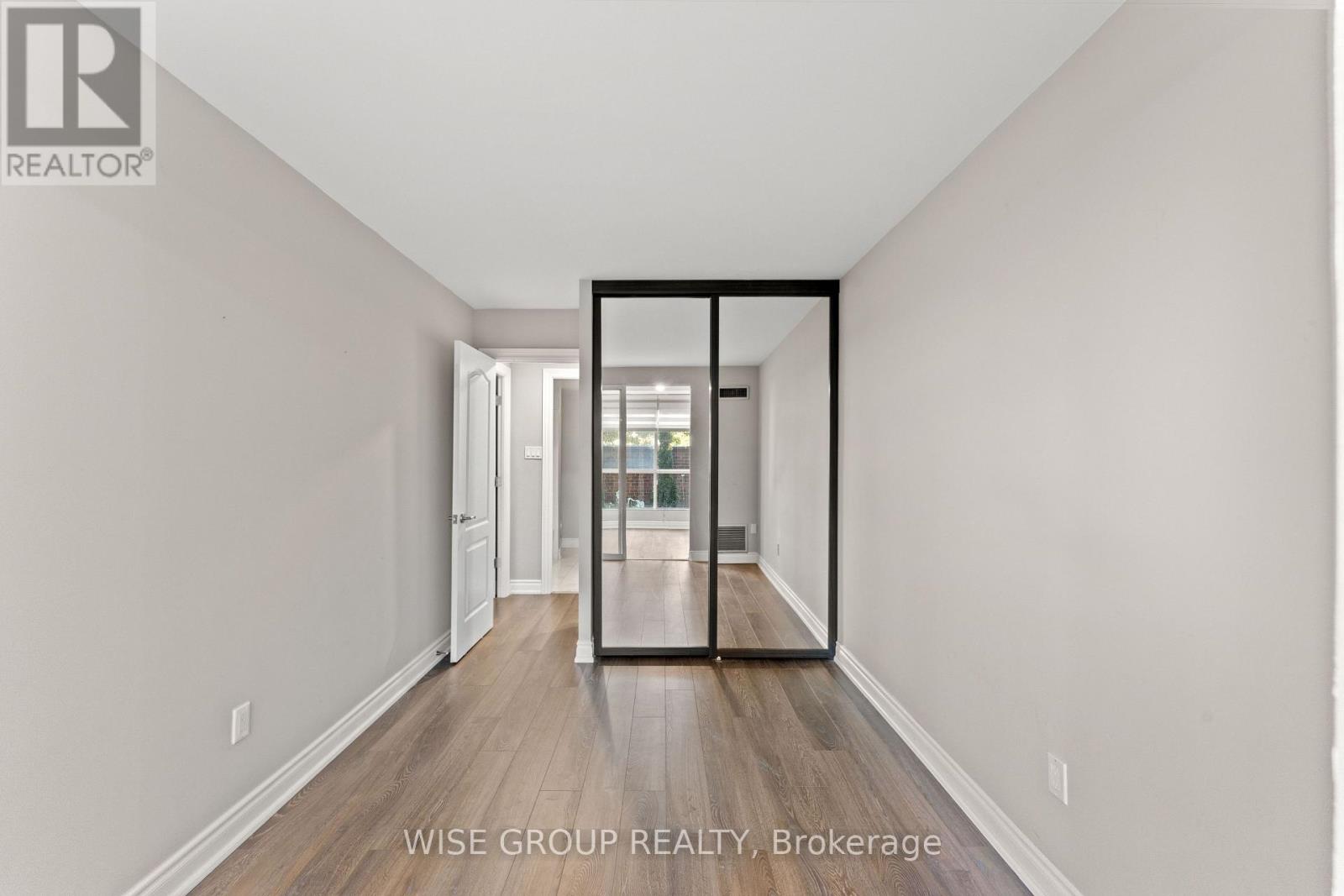 113 - 5 Weldrick Road W, Richmond Hill, Ontario  L4C 8S9 - Photo 22 - N12533498