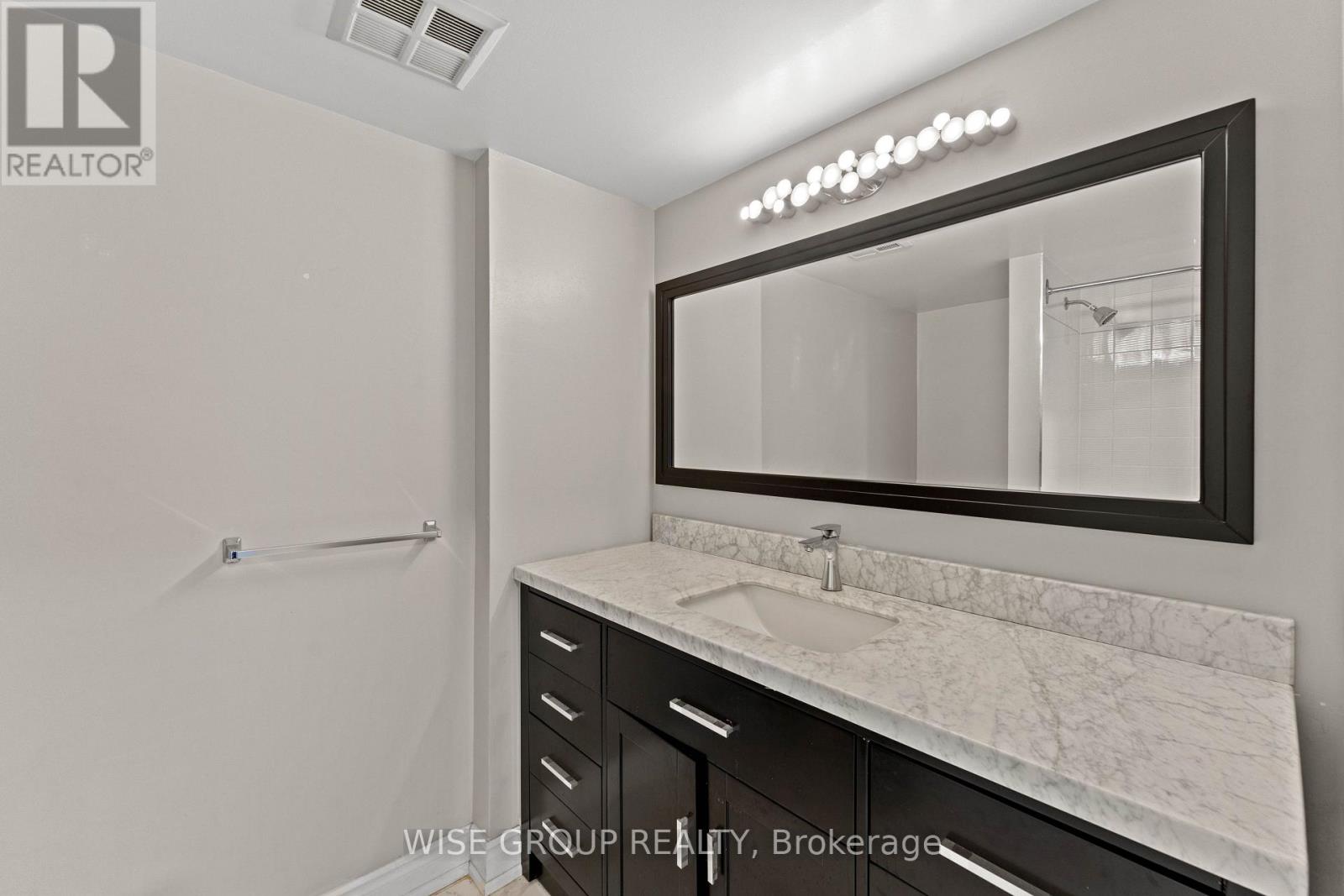 113 - 5 Weldrick Road W, Richmond Hill, Ontario  L4C 8S9 - Photo 25 - N12533498