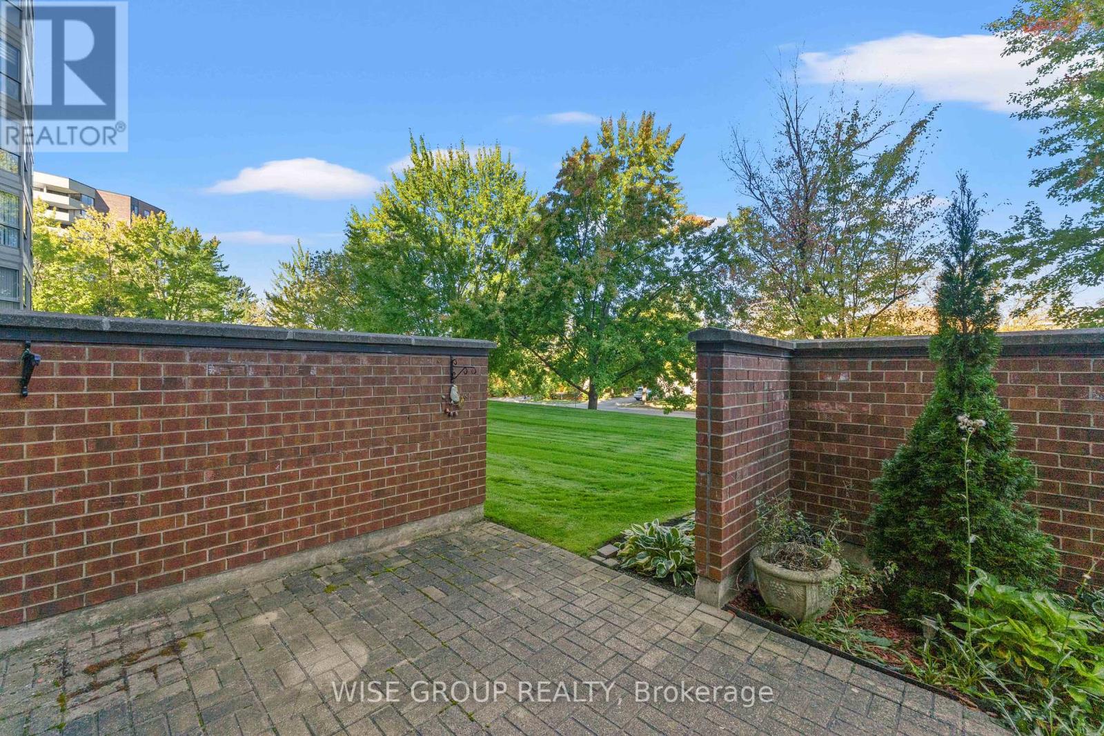 113 - 5 Weldrick Road W, Richmond Hill, Ontario  L4C 8S9 - Photo 36 - N12533498