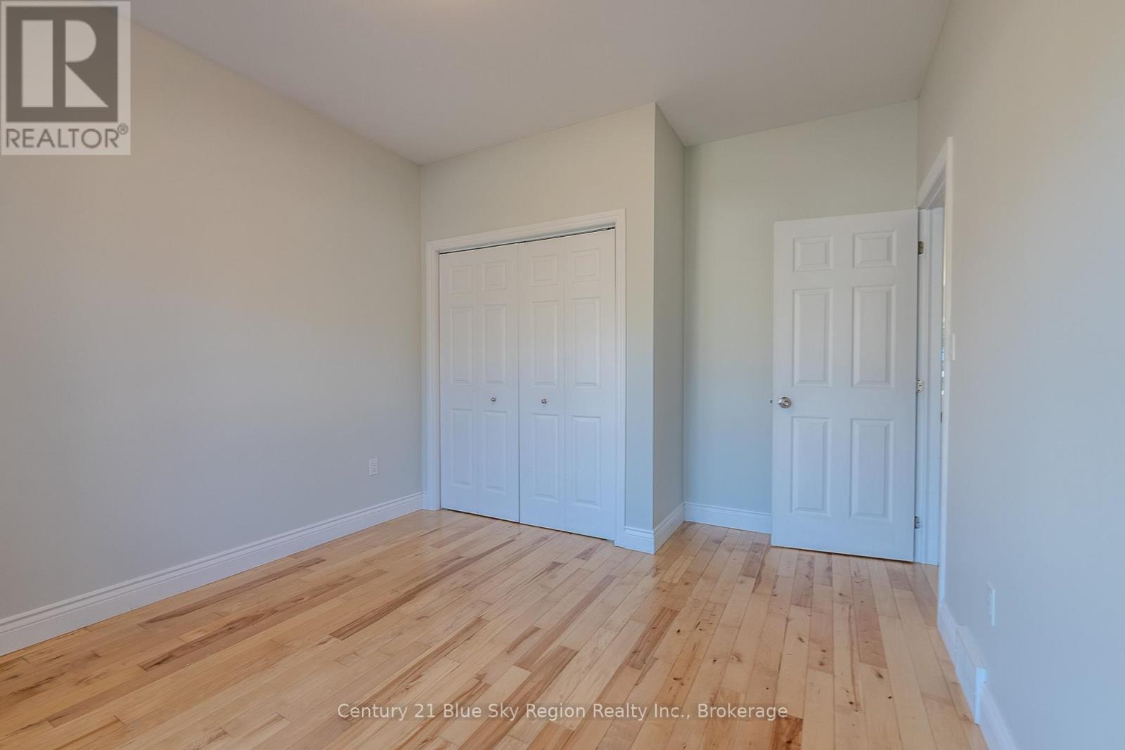 211 Thelma Avenue, North Bay (Ferris), Ontario  P1A 4M9 - Photo 25 - X12533550